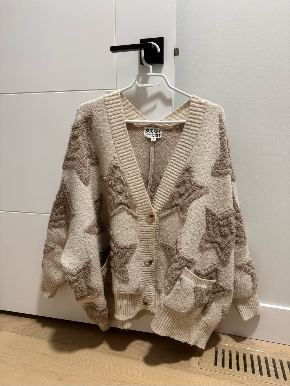 BUCKETLIST Cream and Brown Star-Print Chunky Cardigan